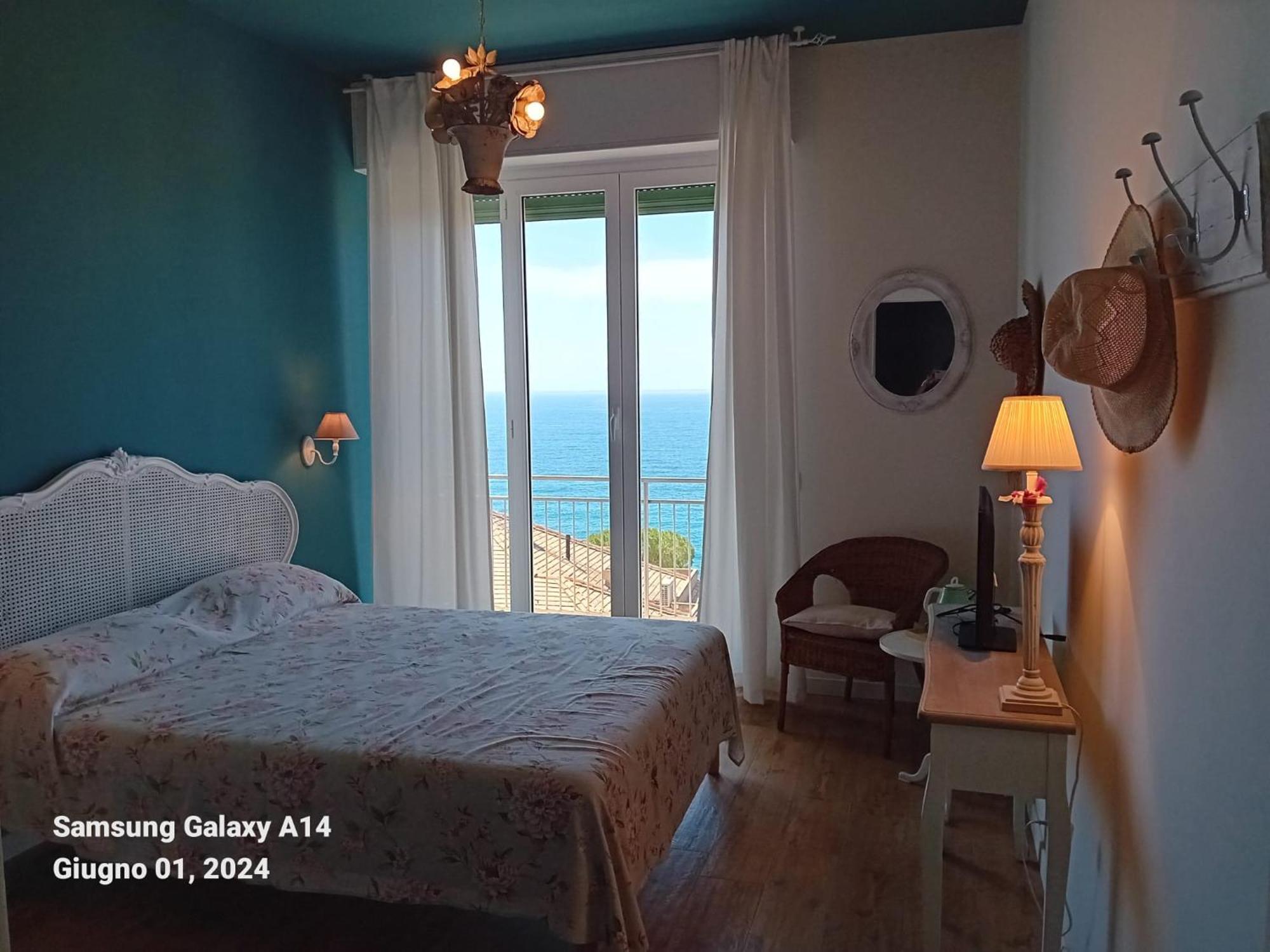B&B Villa Shiverty Пиеве Лигуре Екстериор снимка